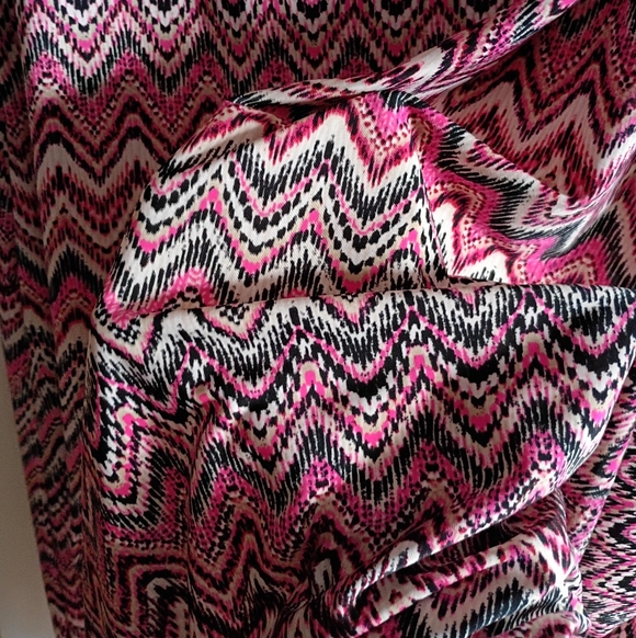 Tacera 1X Pink Black White Chevron Sleeveless Dress Keyhole Neck Metallic Accent - Picture 6 of 10